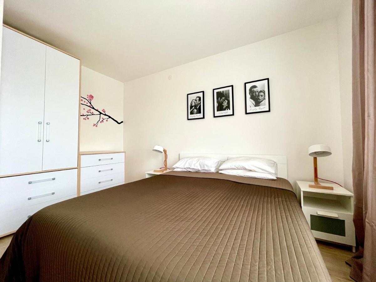 Cozy Apartments In Belgrade, Cukarica, Zeleznik, Free Parking And Wifi 외부 사진