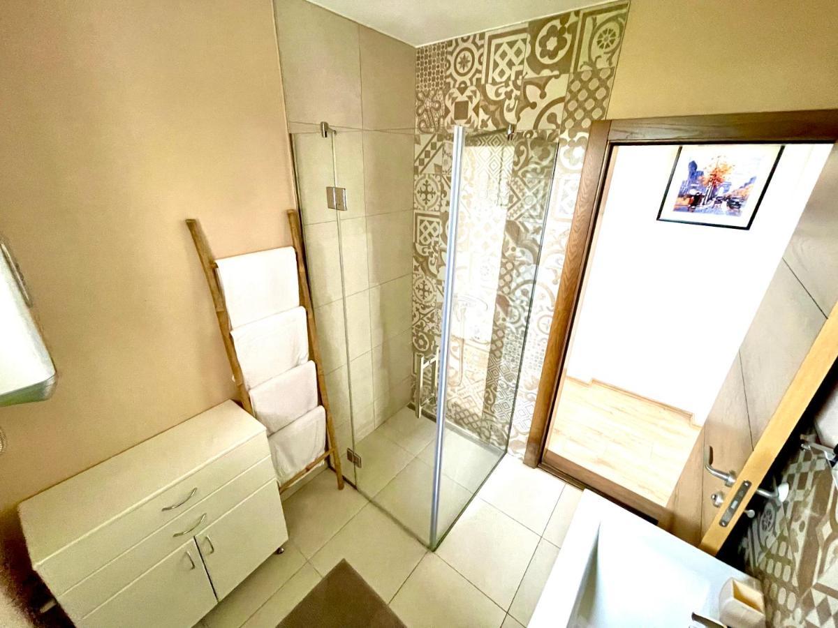 Cozy Apartments In Belgrade, Cukarica, Zeleznik, Free Parking And Wifi 외부 사진