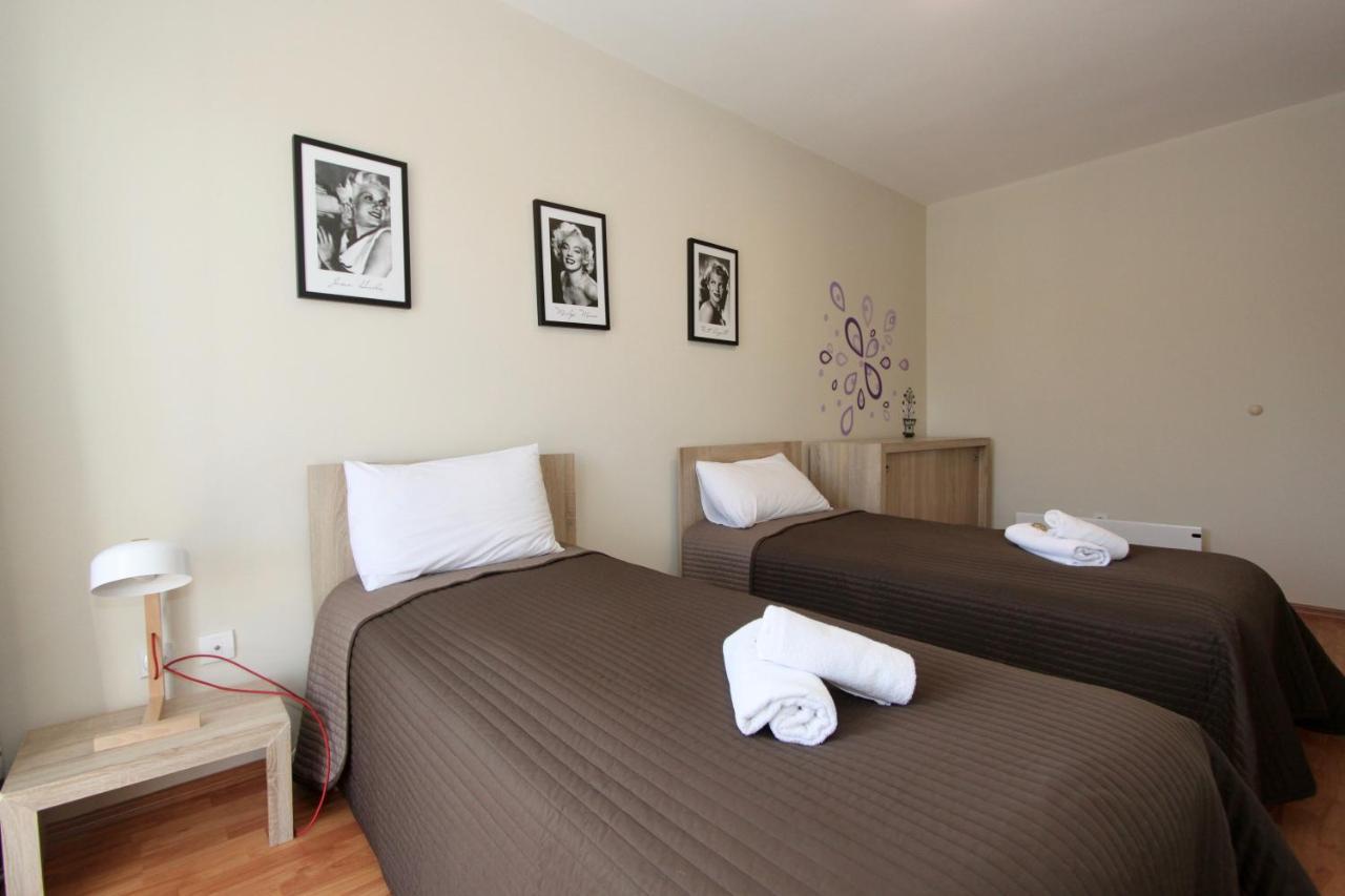 Cozy Apartments In Belgrade, Cukarica, Zeleznik, Free Parking And Wifi 외부 사진