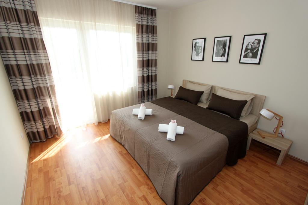 Cozy Apartments In Belgrade, Cukarica, Zeleznik, Free Parking And Wifi 객실 사진